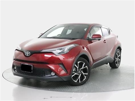 toyota chr  car pictures  model wine red color photo