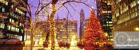 daley plaza christmas lights chicago stock photo
