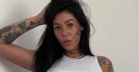Tattoo Model Strips To Flaunt Inkings As She Works Up A Sweat In The