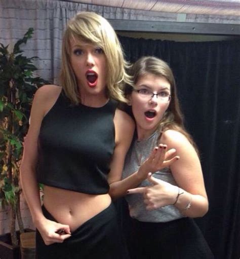 Taylor Swifts Belly Button Know Your Meme