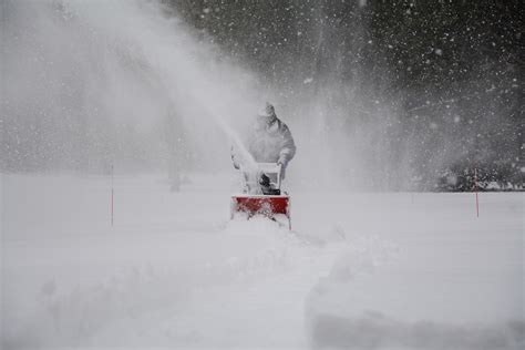 traits   great residential snow removal business