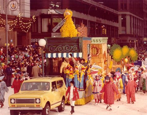 20 vintage photos of the macy s thanksgiving day parade