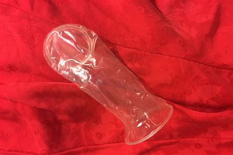 tips for properly using a female condom