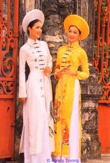the ao dai the most recognizable traditional dress in vietnam