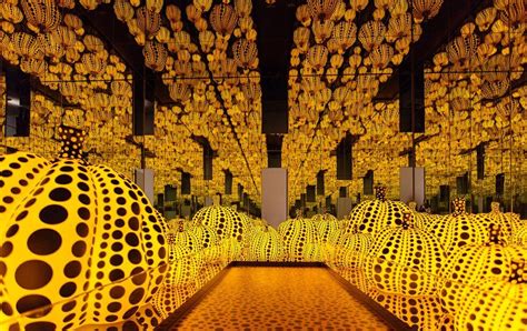 Yayoi Kusama S Infinity Mirrors Is All About Questioning Authority