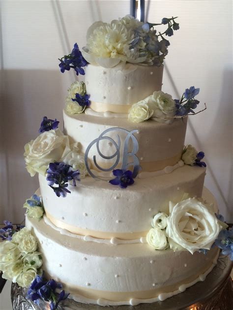 cake weddingcake 4 tiered wedding cake with white