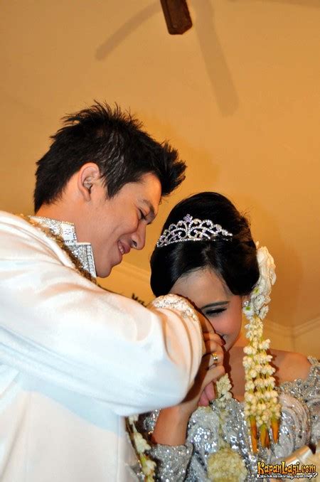 Wedding Ceremony And Reception Of Irwansyah And Zaskia