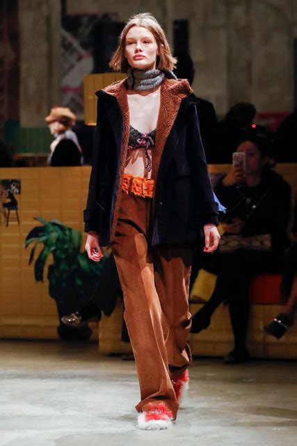 Modern Potboilers At Prada And Moschino The New York Times