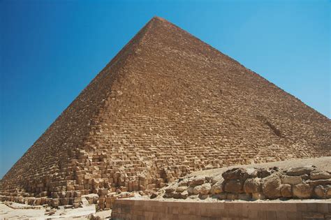 file great pyramid of giza 20080716a