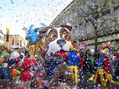 double dutch haarlem nt carnaval  nederland groot feest  het zuiden