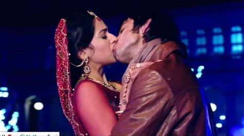 Rakul Preet Singh Hot Kissing Bollywood Hot Scene Bollywood Actress