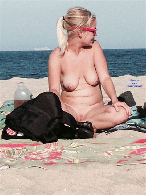 blonde on the beach in nj april 2017 voyeur web