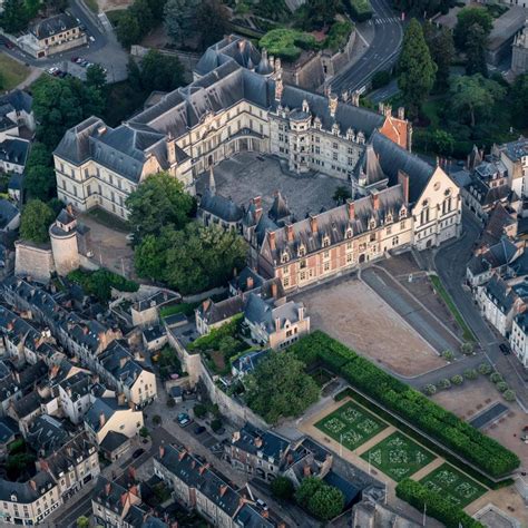 sortie avec enfant le chateau de blois parentsfr