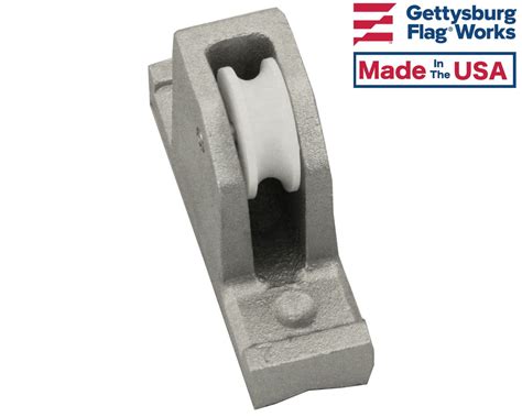 gettysburg flag works  drilled silver aluminum vertical mounted single pulley assembly