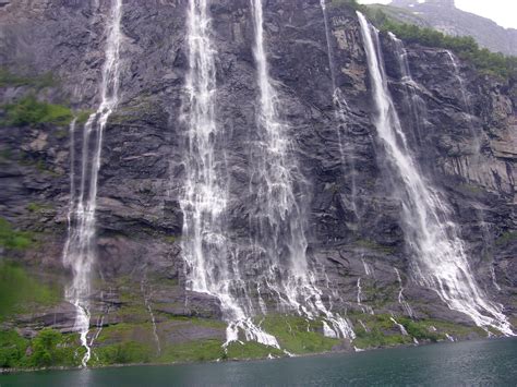 filegeirangerfjord wasserfaelle iijpg wikipedia