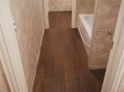 19 stunning ideas for wood like ceramic tile in bathroom 2020