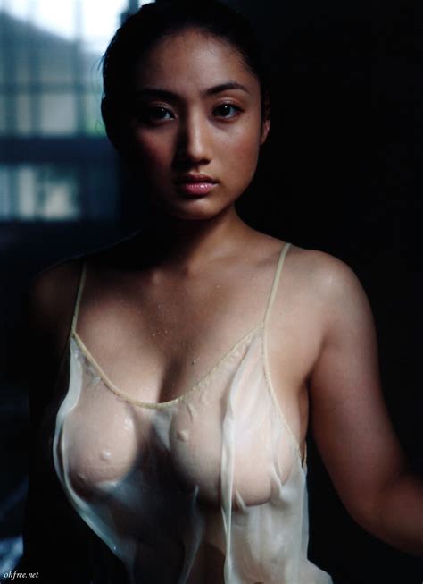 japanese actress voice actress model and singer saaya irie 紗綾