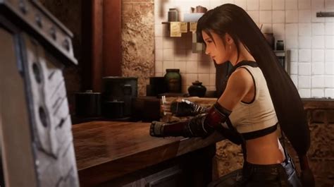 Tifa S Chest Had To Be Toned Down In Final Fantasy 7 Remake