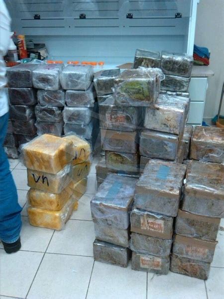 noticiacla lading van  miljoen florin aan drugs  curacao inbeslaggenomen