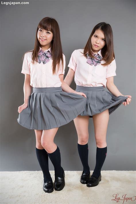 legs japan ena nishino and momo momoi