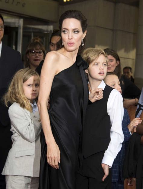 Brad Pitt Angelina Jolie Figli Il Divorzio Sarà Deciso