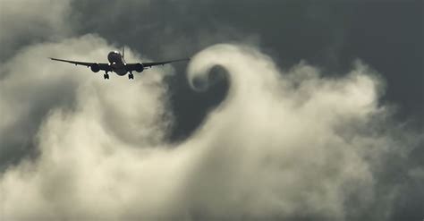 Watch A Boeing 777 Part Clouds In This Mesmerizing Video