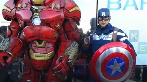 Avengers Movie Cosplay Iron Man Captain America