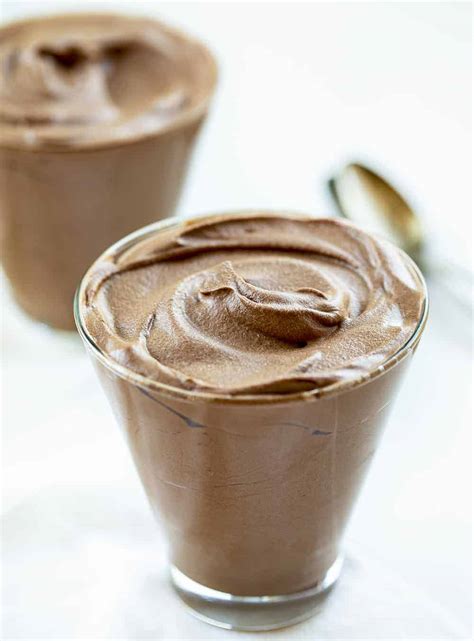 two ingredient chocolate mousse i am baker