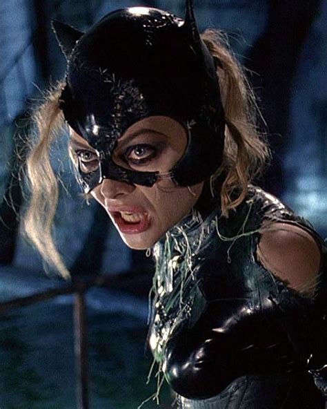 Batman Returns Catwoman Legacy Replica 1 4