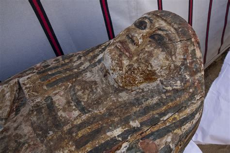 archaeologists unearth egyptian queen s tomb realclearscience