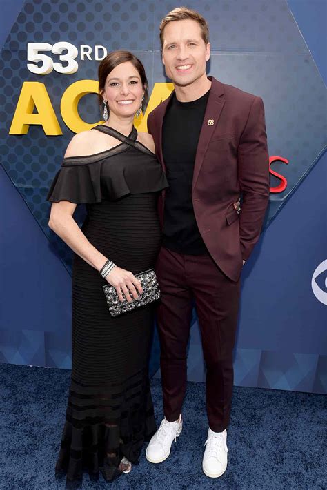 walker hayes wishes wife happy anniversary  losing baby peoplecom