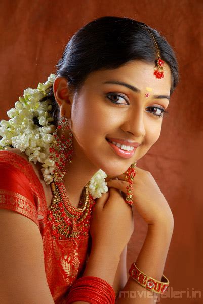 Indian Celebrity Sexy Girls Amala Paul Cute Photos