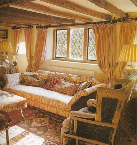 pin  jill  singleton  homes english cottage decor english cottage interiors cottage