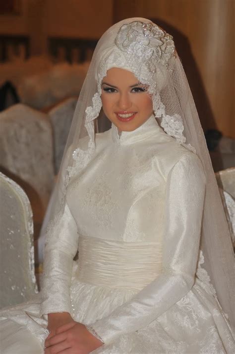 Turkish Brides ☪ Wedding Dress Outfit Muslim Wedding Gown Muslim