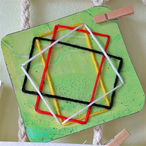 create  mom geometric designs  string art