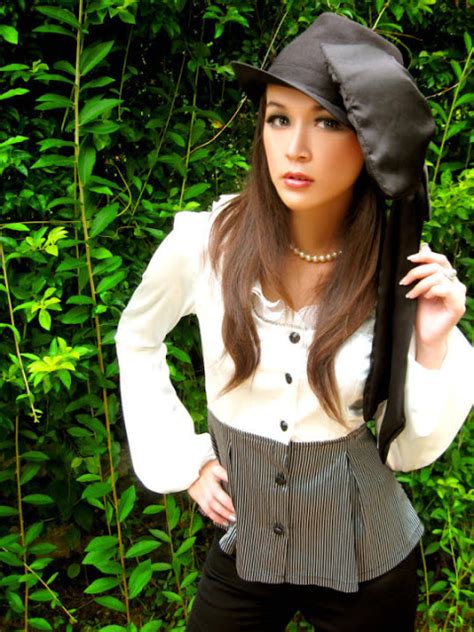 Myanmar Model Nan Thuzar S Hot Fashion Photos ~ X Thai Clips