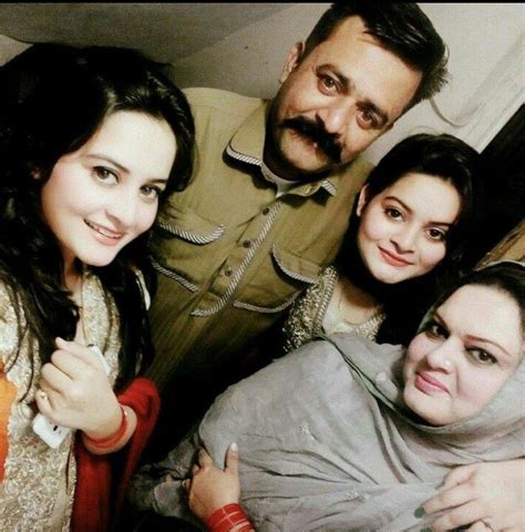 Pin On Aiman Khan And Muneeb Butts Wedding Pics