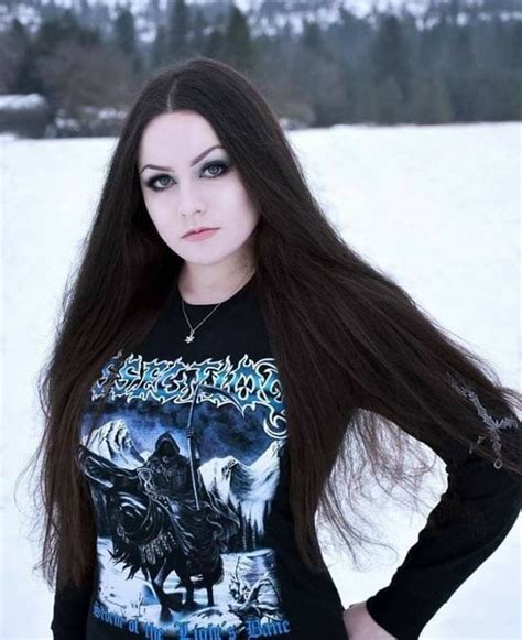 Pin By Enzo Sonomura On Goth Metalhead Fashion Metalhead Girl Black