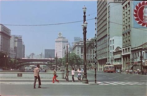 fotos fascinantes mostram as ruas do centro de são paulo no início dos anos 70 vcsp by buenas