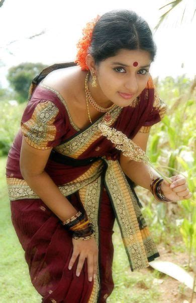 Latest Film News Online Actress Photo Gallery Meera