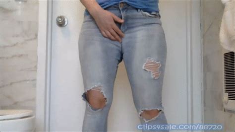 princess puddlez wetting in jeans no panties