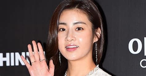 Actress Kang Sora Announced Her Wedding News With Her Non