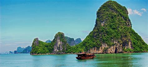 ha long bay  breathtaking world heritage site  vietnam boomervoice
