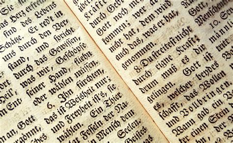 altdeutsche schrift wissenswertes und kostenlose fonts