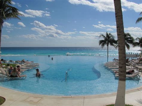 destinations hotel review le blanc spa resort