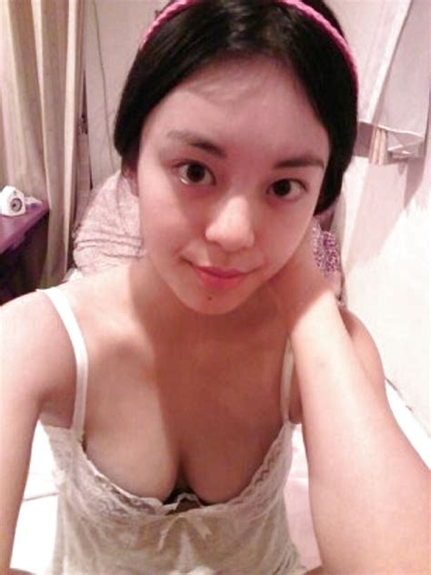 saaya suzuki xvideos photos 7 hot naked babes