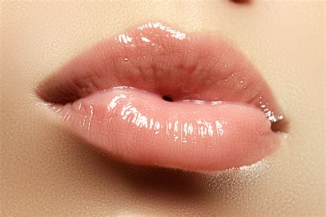 Thick Lips Facethetics