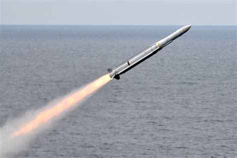 russia    unstoppable hypersonic cruise missile