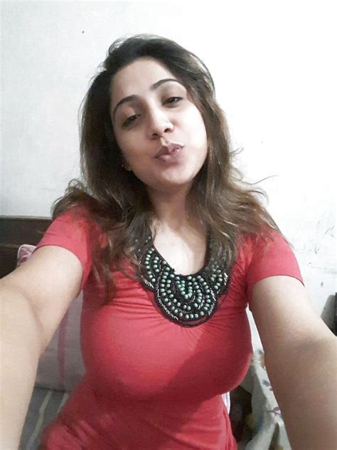 aunty showing big boobs and pussy desi sex blog indian