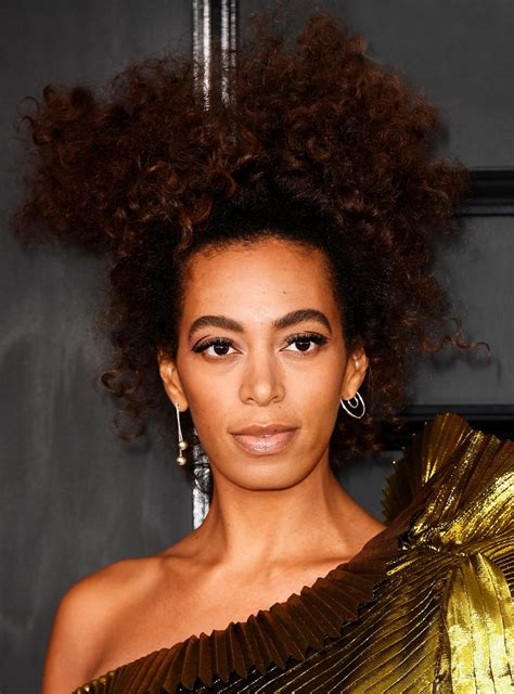 solange now has blonde hair — and her fans are flipping out in 2019 blonde curly hair celebrity
